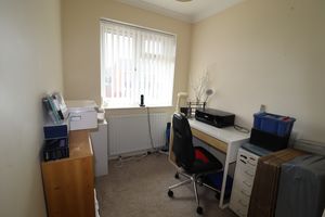 Bedroom- click for photo gallery